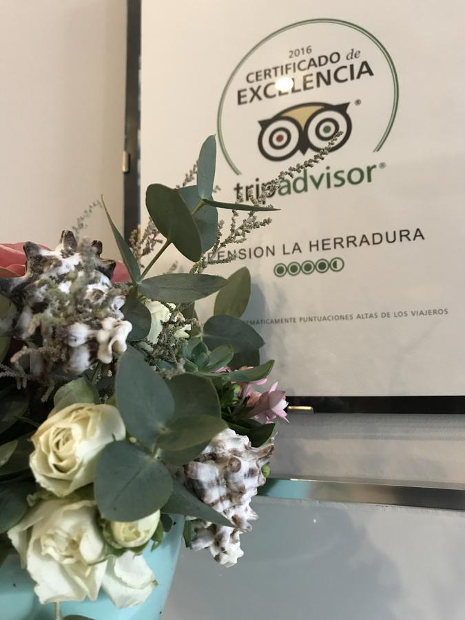 Pension La Herradura ภายนอก รูปภาพ